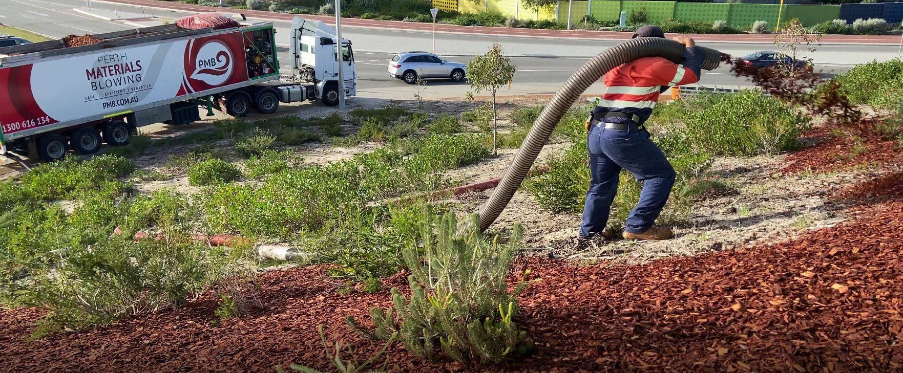 Streetscape Mulching Morley Dr Perth Materials Blowing